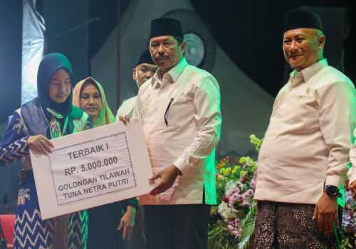 Senangnya Tunanetra dari Semarang ini, Berhasil Raih Juara MTQ Jateng di Pati