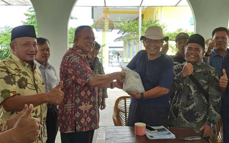 Bisa Jadi Produk Unggulan Indonesia, Sejumlah Tokoh   Dukung Penanaman Koro Pedang di MAJT dan Lapas Produktif Terbuka Kendal