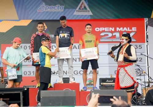 Sebanyak 3.300 Pelari Berbagai Daerah Ikuti Purwokerto Half Marathon 2024