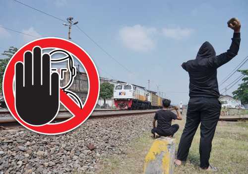Melempar Batu ke Kereta Api Dapat Mencelakaan Penumpang dan Petugas KA hingga Terancam Pidana Penjara