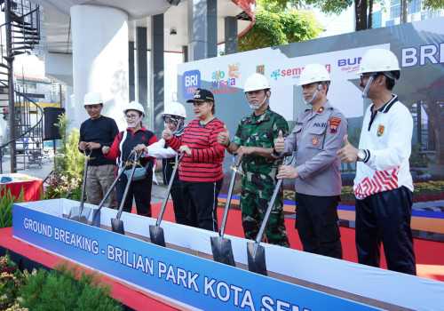Walikota Semarang Mbak Ita Pimpin Groundbreaking Taman Berlian Park