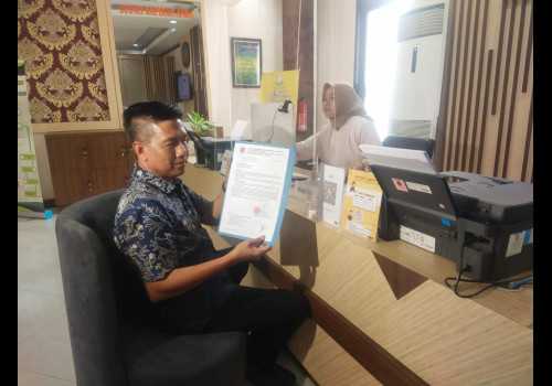 Sampaikan Keberatan, Keluarga Korban Kasus Artha Megah Serahkan Surat Berkas Tembusan Pergantian Hakim Majelis ke Kejati Jateng