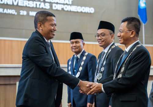 UNDIP Lantik Pejabat Baru, Rektor Prof Suharnomo Tekankan Komitmen untuk Bekerja dengan Passion