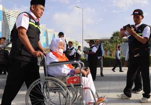 Katering Khusus Lansia Disediakan untuk Jemaah Haji Berusia 65 Tahun ke Atas