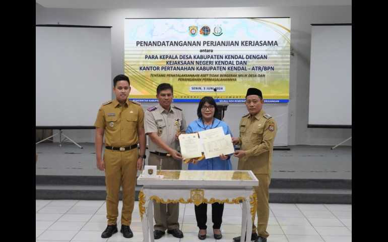 Kejaksaan Negeri, Pemdes dan ATR BPN Lakukan Perjanjian Kerja Sama Penatalaksanaan Aset Desa di Kendal