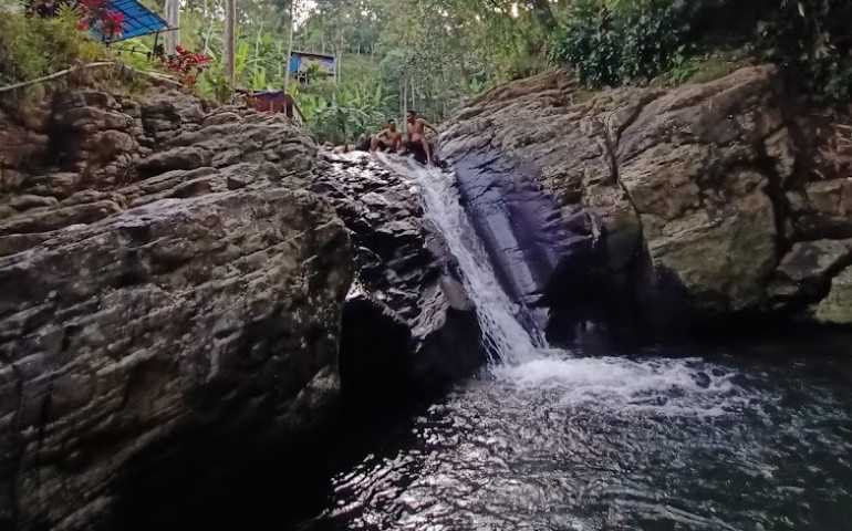 Destinasi Tersembunyi Air Terjun Kedung Gender Di Kota Kretek Kudus