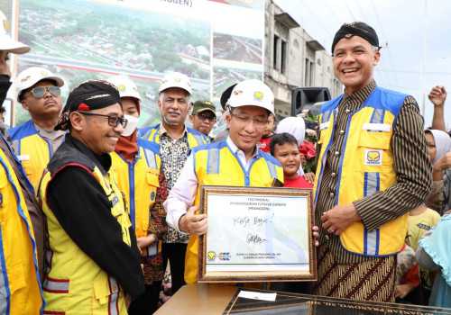 Resmikan Fly Over Ganefo, Ganjar: Kawal Hingga Rampung