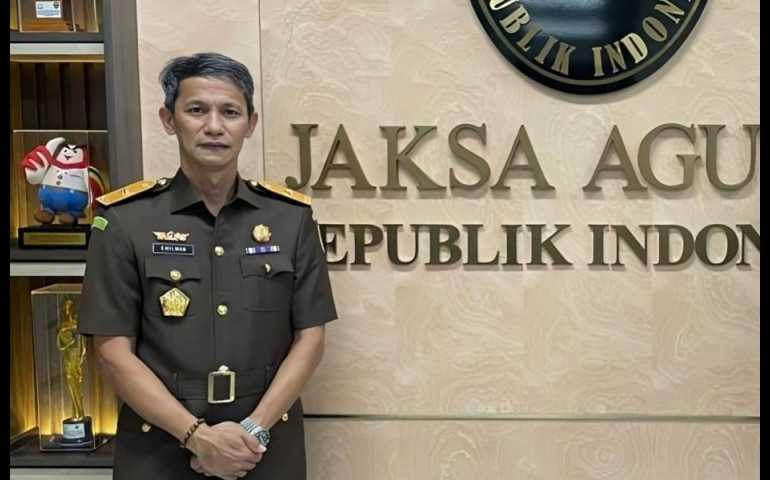 Jaksa Agung Lantik Dr. Emilwan Ridwan ; Sosok Berprestasi yang Kini Menjabat Kepala Pusat Pemulihan Aset Kejagung