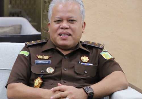 JAM PIDSUS Kejagung Periksa 3 Saksi Terkait Kasus Dugaan Korupsi Importasi Gula PT. SMIP