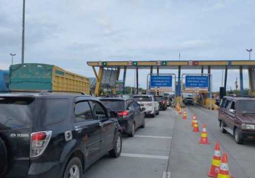 Sejumlah Ruas Tol Alami Peningkatan Volume Kendaraan Selama Libur Iduladha
