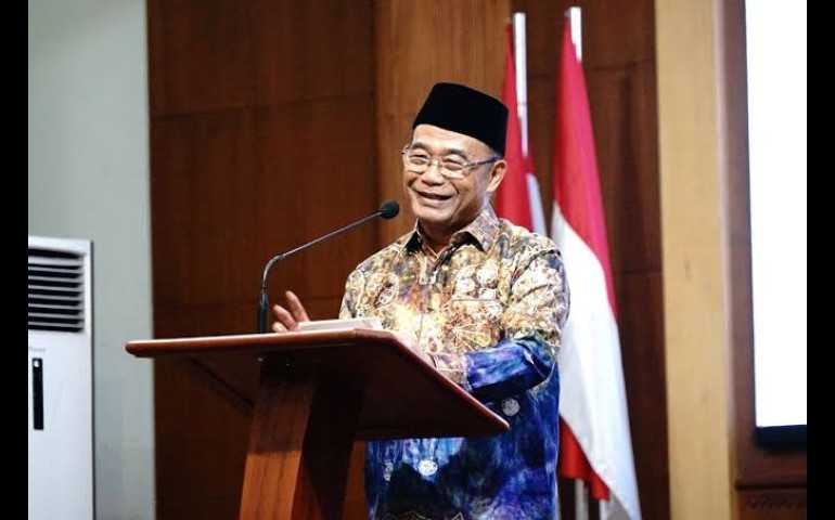 Menko PMK Klarifikasi ; Bansos Judi Oni Bukan untuk Pelaku, Tapi Keluarga