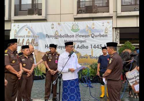 Sambut Idul Adha 1445 H, Kejati Jateng Laksanakan Penyembelihan Hewan Kurban