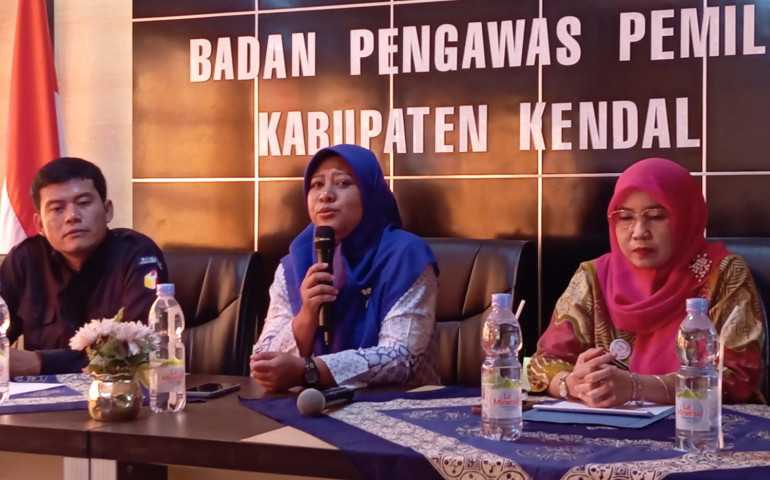 Bawaslu Gandeng Dispen Dukcapil Kendal Untuk Memastikan Akurasi Data Pemilih