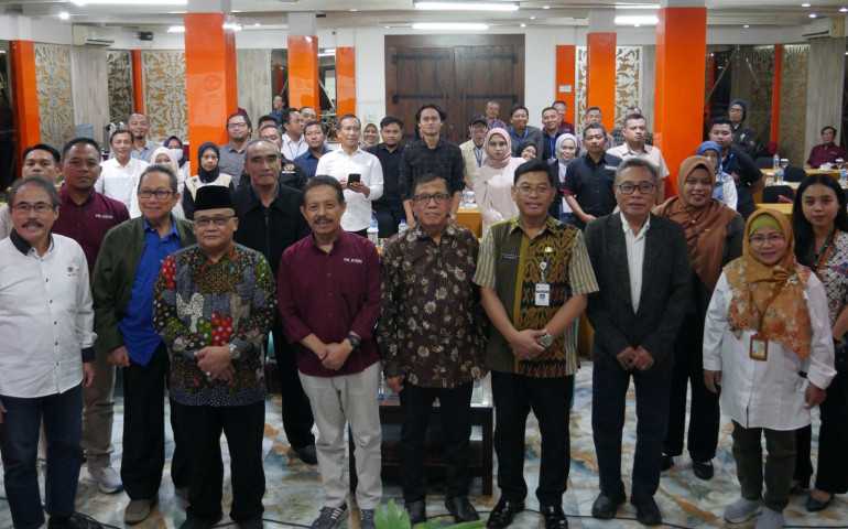 Ketua PWI Jateng Amir Machmud NS Harap agar Kemelut di PWI Pusat Segera Berakhir