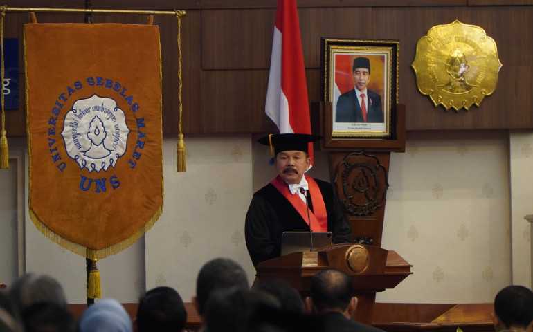 Beri Ulasan Pengukuhan Profesor, Jaksa Agung ST Burhanuddin Ucapkan Selamat Pengukuhan Profesor Bambang Sugeng Rukmono Bidang Ilmu Hukum UNS Surakarta