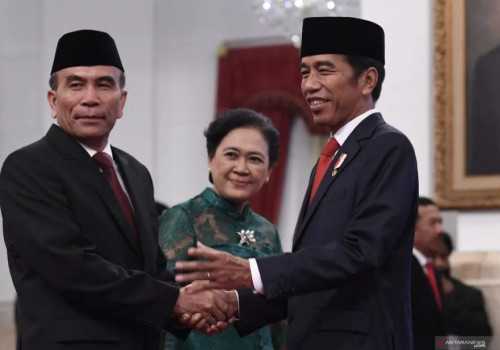 Kumpulkan Menteri dan Kepala Lembaga, Presiden Jokowi Minta Evaluasi  Server PDN