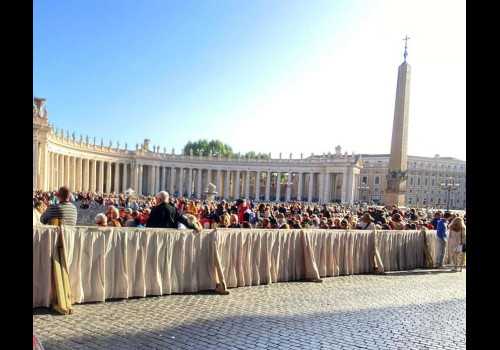 Simak! Berikut Jadwal Misa Kudus di Basilika Santo Petrus Vatikan