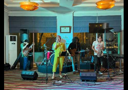Grand Candi Hotel Semarang  Hadirkan  Musisi Internasionl Pada Konser Teratai Lobby Jazz