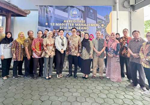 Peroleh Akreditasi B dari LAMEMBA, STIE Semarang Tunjukan Eksistensi di Dunia Pendidikan