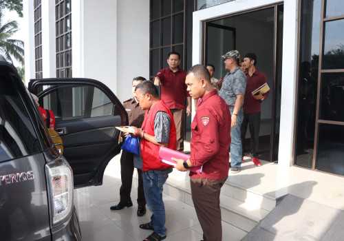 Kejari Bengkalis Tetapkan 3 Tersangka Kasus Korupsi Penyaluran dan Penjualan Pupuk Subsidi di Bengkalis
