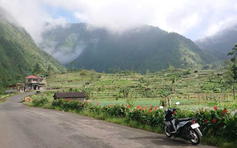 Eksplorasi Swiss Van Java, Surga Alam di Jawa Tengah
