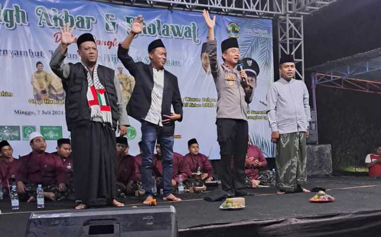 Sambut Tahun Baru Islam 1446 H, Ferry Wawan Cahyono Ajak Masyarakat Perkuat Nilai Agama Lewat  Kegiatan Sholawat dan Tablig Akbar