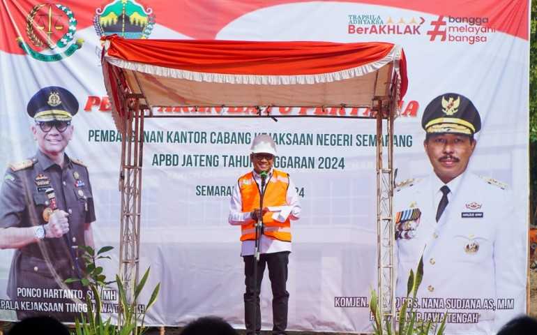 Kajati Ponco Lakukan Groundbreaking Relokasi Gedung Cabjari Semarang