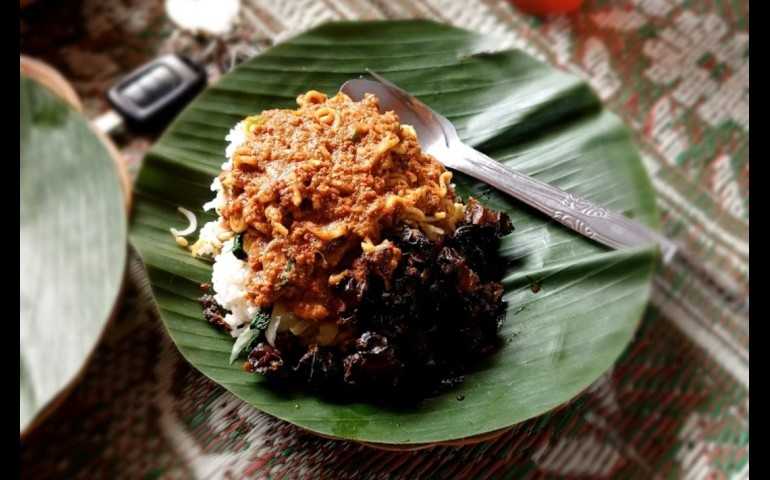 Keistimewaan Pecel Keong Mbak Toen, Kuliner Khas Ungaran yang Bikin Ketagihan