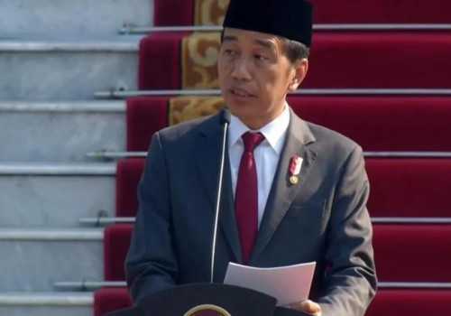 Presiden Jokowi Melantik 906 Perwira Polri-TNI