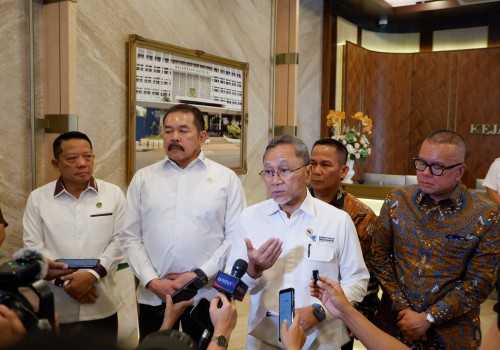 Kejaksaan Agung Terima Audiensi Menteri Perdagangan Terkait Pembentukan Satgas Pengawasan Barang Impor