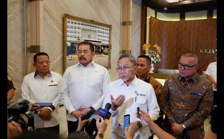 Kejaksaan Agung Terima Audiensi Menteri Perdagangan Terkait Pembentukan Satgas Pengawasan Barang Impor