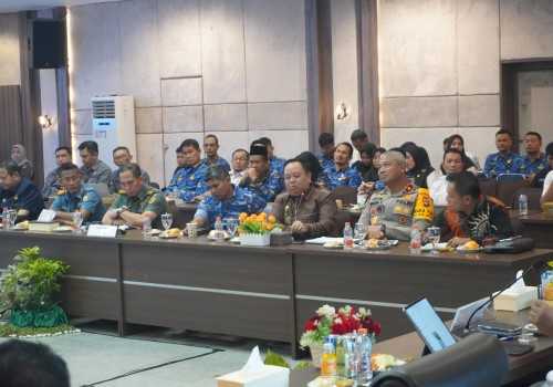 JAM-Intelijen Kejagung Sampaikan Pentingnya Sektor Timah pada Penutupan Rakor Sosialisasi Penegakan Hukum dan Pembenahan Tata Kelola Pertambangan Timah di Bangka Belitung