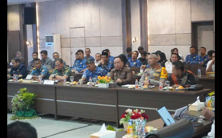JAM-Intelijen Kejagung Sampaikan Pentingnya Sektor Timah pada Penutupan Rakor Sosialisasi Penegakan Hukum dan Pembenahan Tata Kelola Pertambangan Timah di Bangka Belitung
