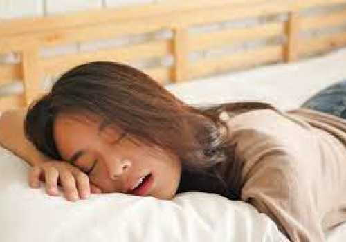 Ini Dia Penyebab Orang Sering Ngiler Saat Tidur