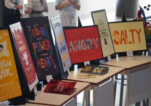 Gandeng Psikologi SCU, DKV SCU Soroti Isu Kesehatan Mental dalam Pameran Aksarasa