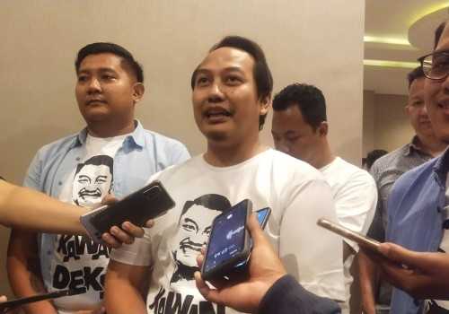 Kawan Dekat Menegaskan Kesetiaan pada Ade Bhakti, Tak Terpengaruh oleh Posisi Politik