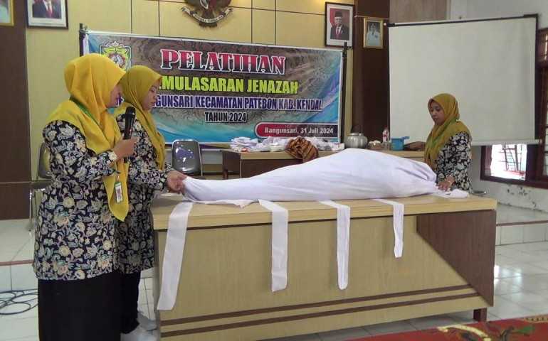 Masyarakat Kendal Diajak Ikut Pelatihan Pemulasaran Jenazah oleh Kemenag dan Pemdes Bangunsari