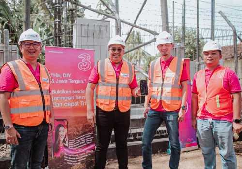Menggapai Hingga ke Pelosok, Tri Perkuat dan Perluas Jaringan di Jateng dan DIY