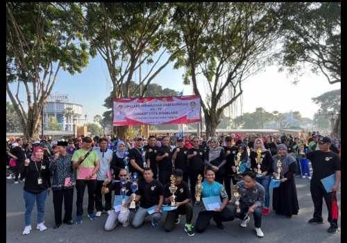 Peringati Hari Koperasi ke-77, Bank Jateng Ikuti Gerak Jalan dan Senam Bersama di Alun - Alun Kota Magelang