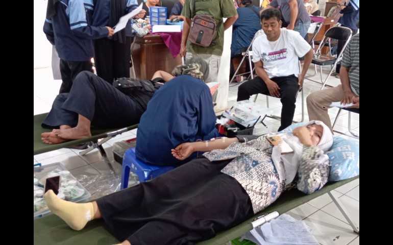 Desa Tanjungsari Kendal Kibarkan Semangat Kebangsaan dengan Acara Donor Darah dan Lomba Agustusan