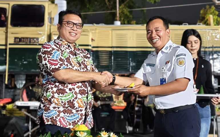 Sentuhan Spesial di HUT ke-110 Stasiun Semarang Poncol oleh KAI Daop 4