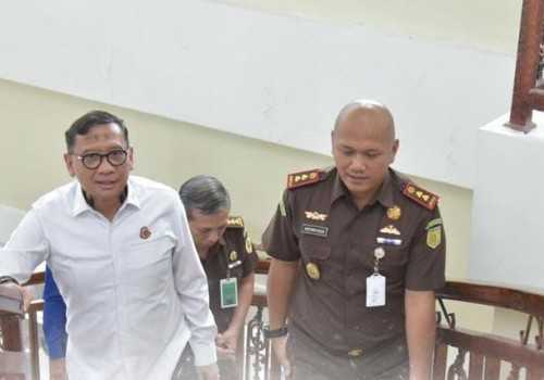 Kunjungan Kajati Jateng Ponco Hartanto ke Pati Raya, Meningkatkan Kerjasama Antar Unit Kerja