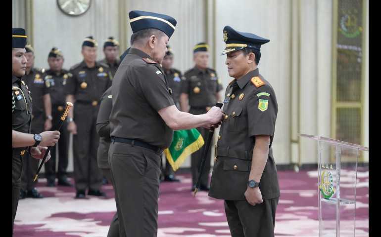 Resmi! Jaksa Agung Lantik RI Dr. Rudi Margono sebagai Kepala Badan Pendidikan dan Pelatihan Kejaksaan RI
