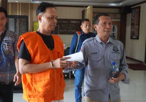 Setelah Bertahun-Tahun Buron, Tersangka Korupsi Haryanto Berhasil Ditangkap Kejati Jateng di Blora