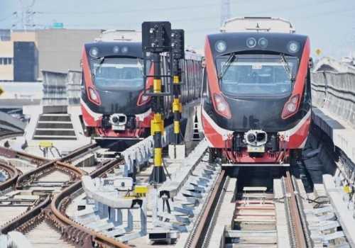 Hampir Setahun, Pengguna LRT Tembus 15 Juta Penumpang