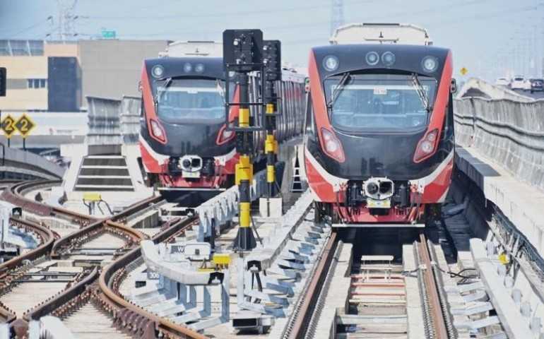 Hampir Setahun, Pengguna LRT Tembus 15 Juta Penumpang