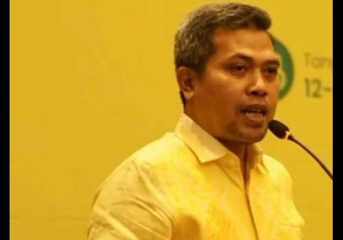 Wakil Ketua DPRD Jateng Ferry Wawan Cahyono Puji Inisiatif Pemkab Kebumen dalam Memperkuat Ekonomi UMKM, Salurkan Bantuan Material untuk Pedagang