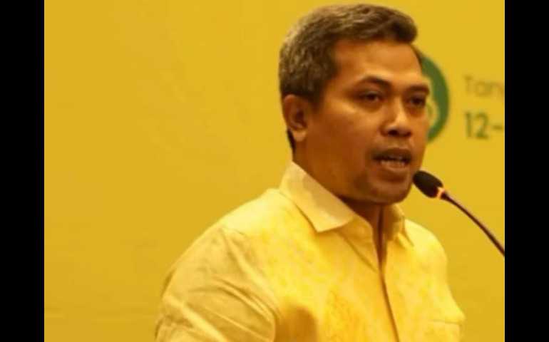 Wakil Ketua DPRD Jateng Ferry Wawan Cahyono Puji Inisiatif Pemkab Kebumen dalam Memperkuat Ekonomi UMKM, Salurkan Bantuan Material untuk Pedagang