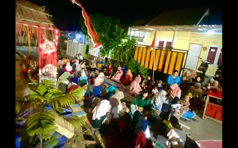 Warga Griya Rafada I The View Kendal Rayakan Malam Tirakat dan Sertijab Ketum Paguyuban Warga