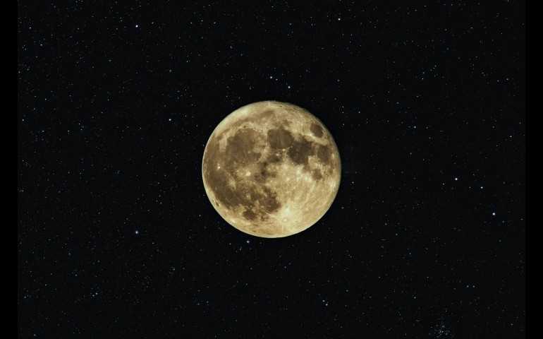 Bulan Terus Menjauh, Bumi Terancam Alami Iklim Sangat Ekstrem